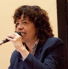 daniela-presentatrice-di-libri