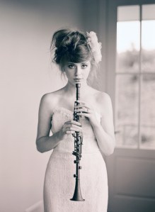 elizabeth-messina-silence