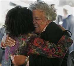 amha16cut_04-250x225