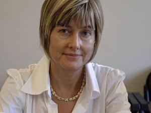 laura-prati-cardano-al-campo