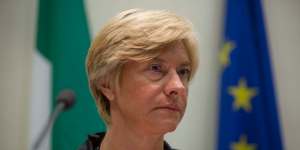 Foto Vincenzo Livieri - LaPresse 17-09-2014 Roma, Italia politica I ministri della Salute Beatrice Lorenzin e della Difesa Roberta Pinotti sottoscriveranno e presenteranno alla stampa il Protocollo per l'avvio della produzione di farmaci a base di cannabis terapeutica. Nella foto Roberta Pinotti Photo Vincenzo Livieri - LaPresse 17-09-2014 Rome, Italy politics The Health Minister beatrice Lorenzin and the ministry of Defense Roberta Pinotti present the protocol for the production of cannabis for medical purposes. In the pic Roberta Pinotti