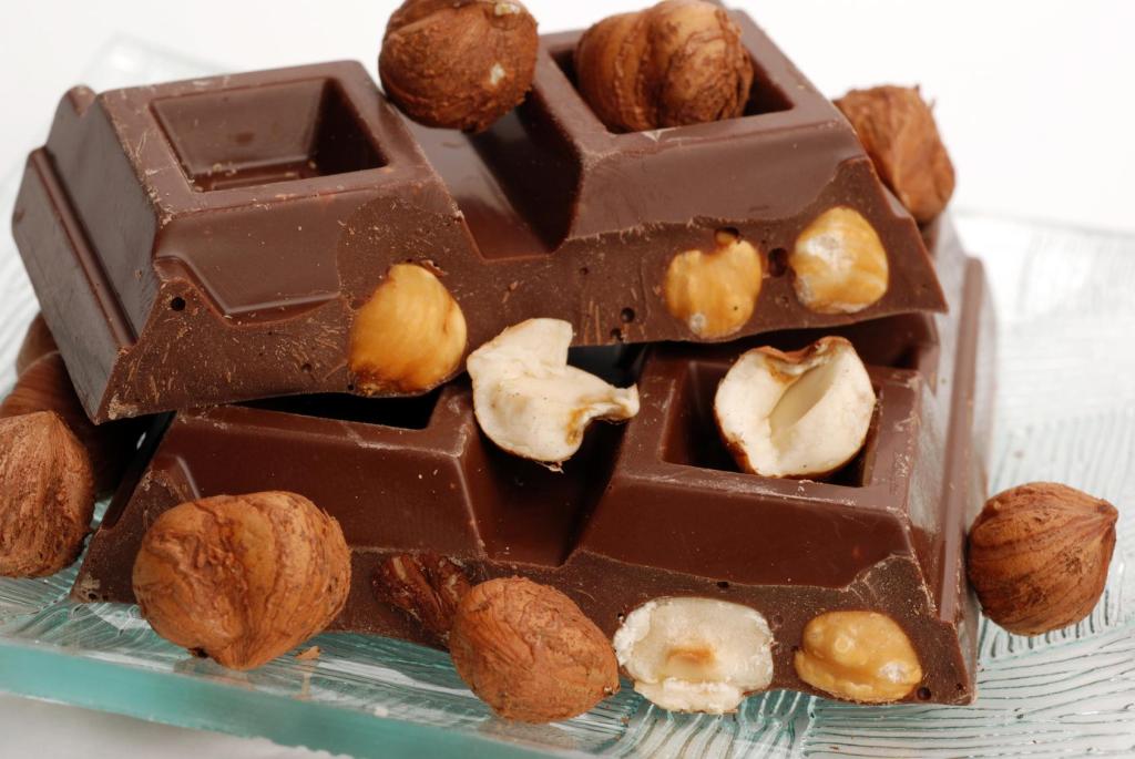 il cIOccolato, composizione con IAti e dittonghi di Daniela&nbsp;Domenici